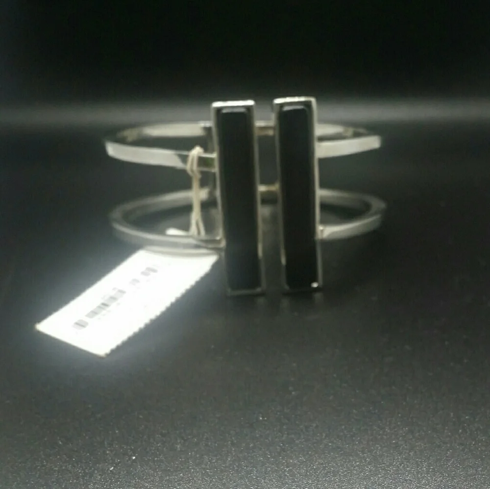 Beautiful Black Onyx Silver Plated Cuff Bracelet with Spring Closure